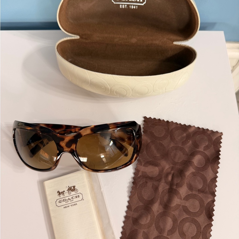 Coach Brown Tortoise Sunglasses with Case